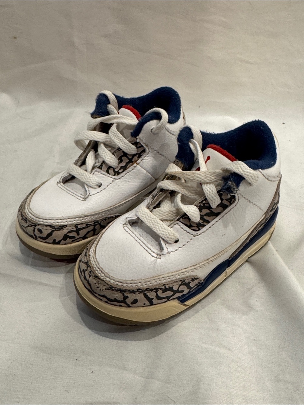 Jordan 3 Retro True Blue Kids Sneakers Boy 6